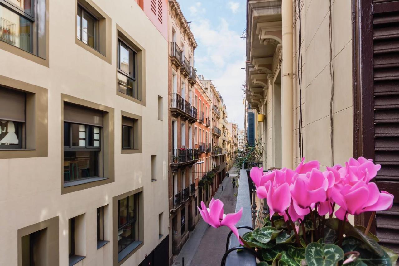 Inbarcelonasuites Bagian luar foto